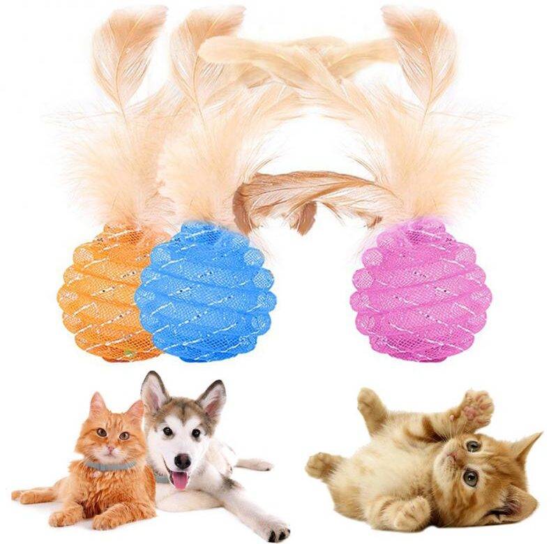 Míček pro kočky / kočičí hračka s peříčkem – 3 barvy