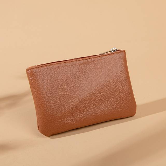 Kompaktní minimalistická peněženka z umělé kůže - světle hnědá