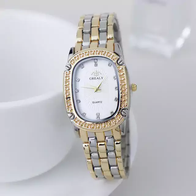 Módní dámské náramkové hodinky s kovovým páskem - Polozlato bílá