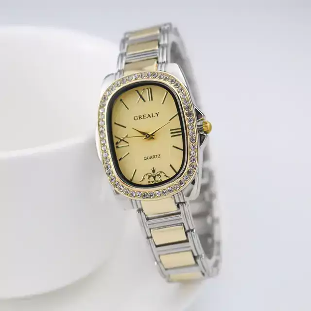 Luxusní módní dámské hodinky s ocelovým páskem - půl zlatého zlata