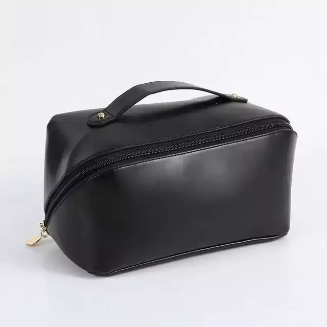 Elegantní kosmetická taška z umělé kůže - Černá