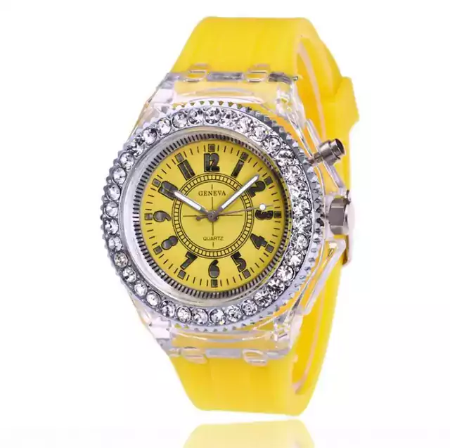 Stylové silikonové osvětlené hodinky - Žlutá