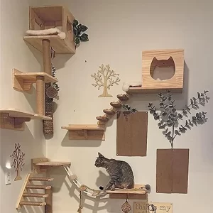 Kočičí lezecké komponenty z masivního dřeva