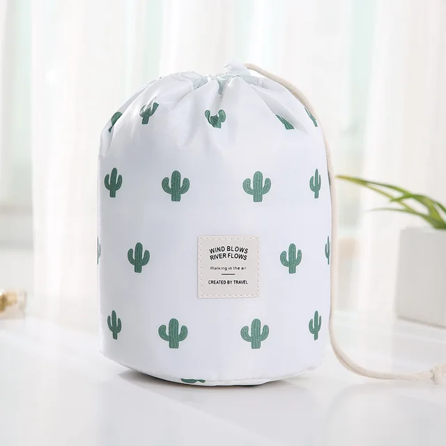 Voděodolná cestovní kosmetická taška - Kaktus