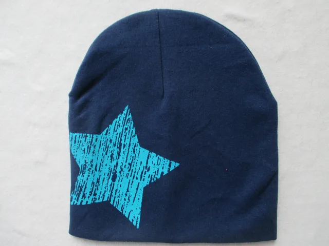 Zimní dětská čepice s motivem hvězdy - 22