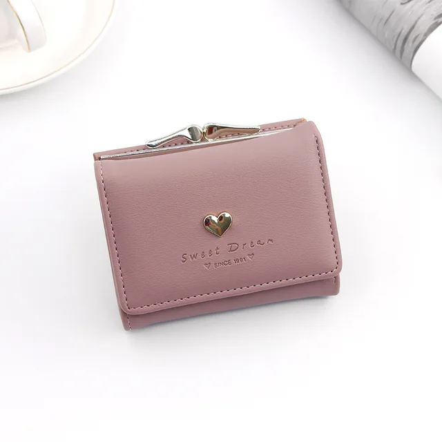 Dámská peněženka na zip, peněženka s elegantním srdíčkem - NACHOVÝ