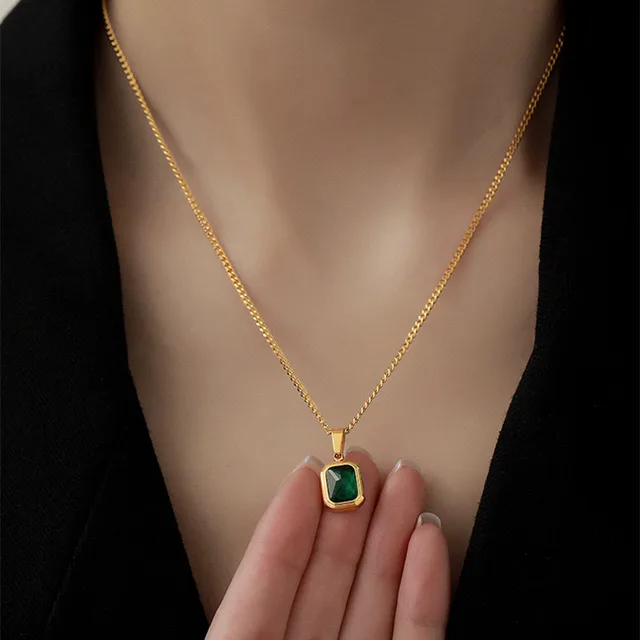 Stylový dámský náhrdelník s přívěskem - 5