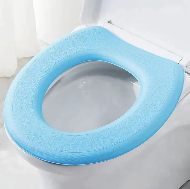 Samolepící polstrovaný potah na WC sedátko - modrý