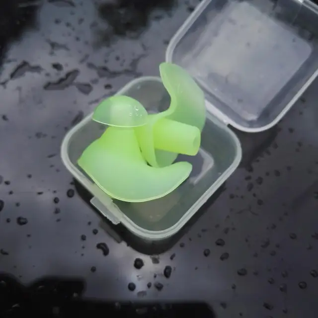 Název: Silikonové zátky do uší pro plavání odolné a vodotěsné Popis: - green