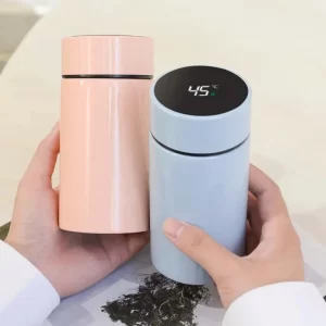 Termo hrnek z nerezové oceli s displejem a objemem 200 ml