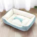 Kost světle modrá