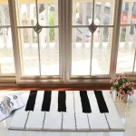 Černé bílé piano